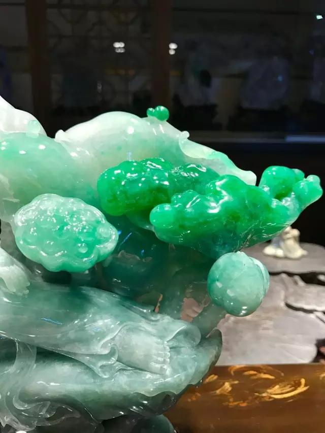 上百万级别极品翡翠摆件欣赏——繁华之美